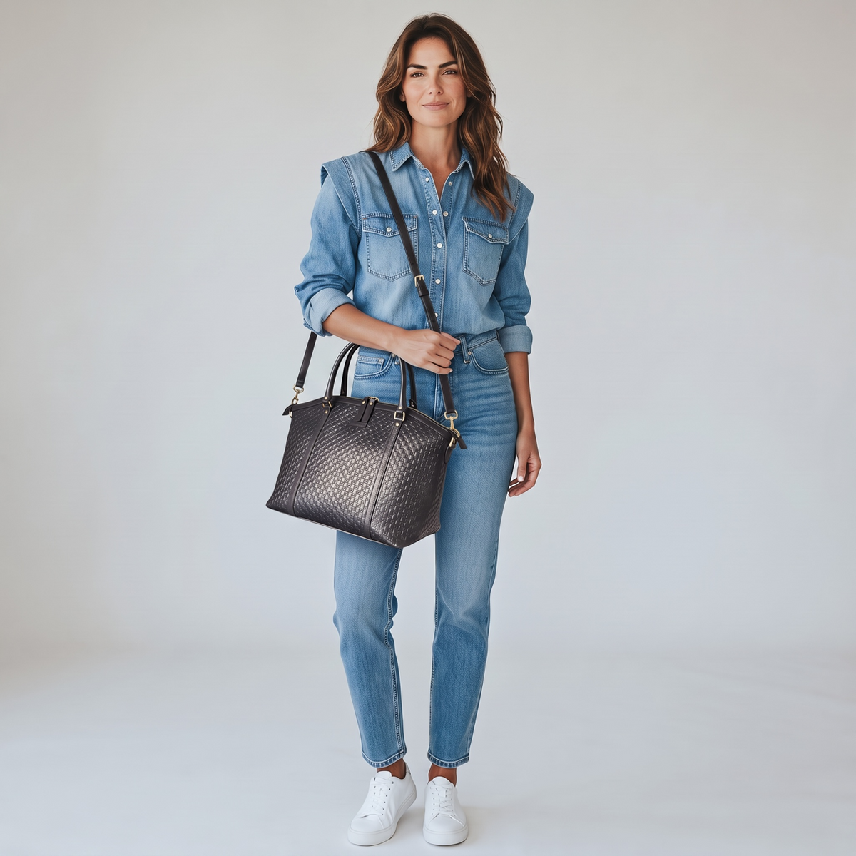 Gucci Grand Shopping Tote Microguccissima