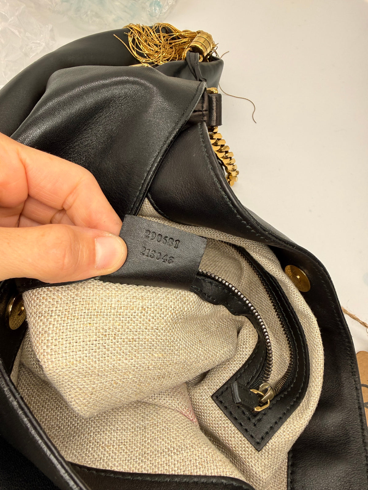 Gucci 1970 Chain Hobo Nera in Pelle