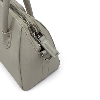 Givenchy Antigona Mini Bianca in Pelle