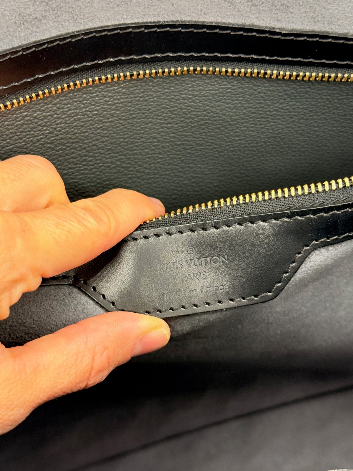 Louis Vuitton Sorbonne GM Nera in Pelle