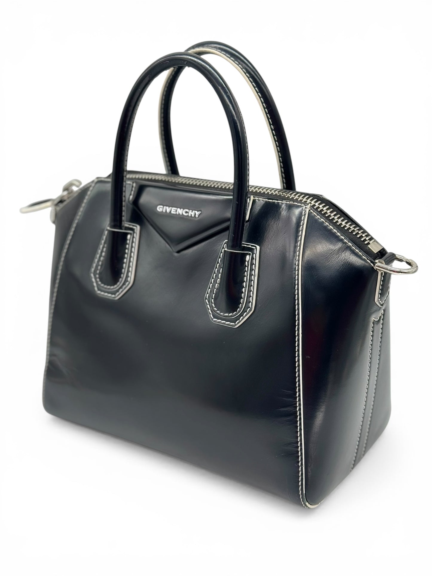 Givenchy Antigona Vernice