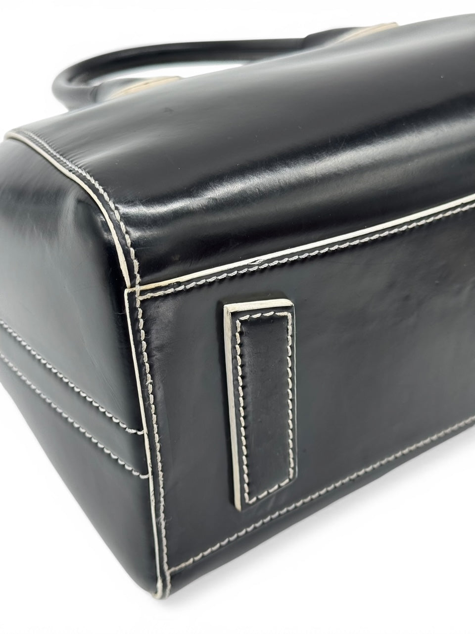 Givenchy Antigona Vernice