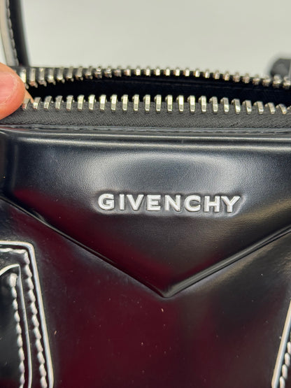 Givenchy Antigona Vernice
