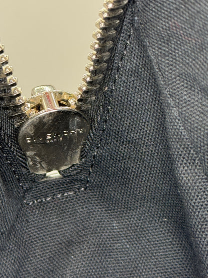 Givenchy Antigona Vernice