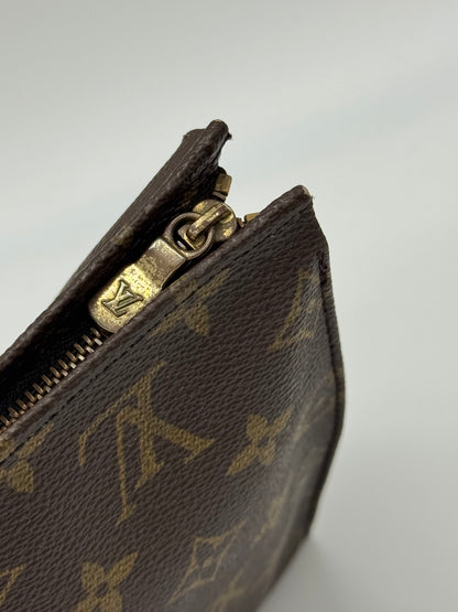 Louis Vuitton Toilette 26