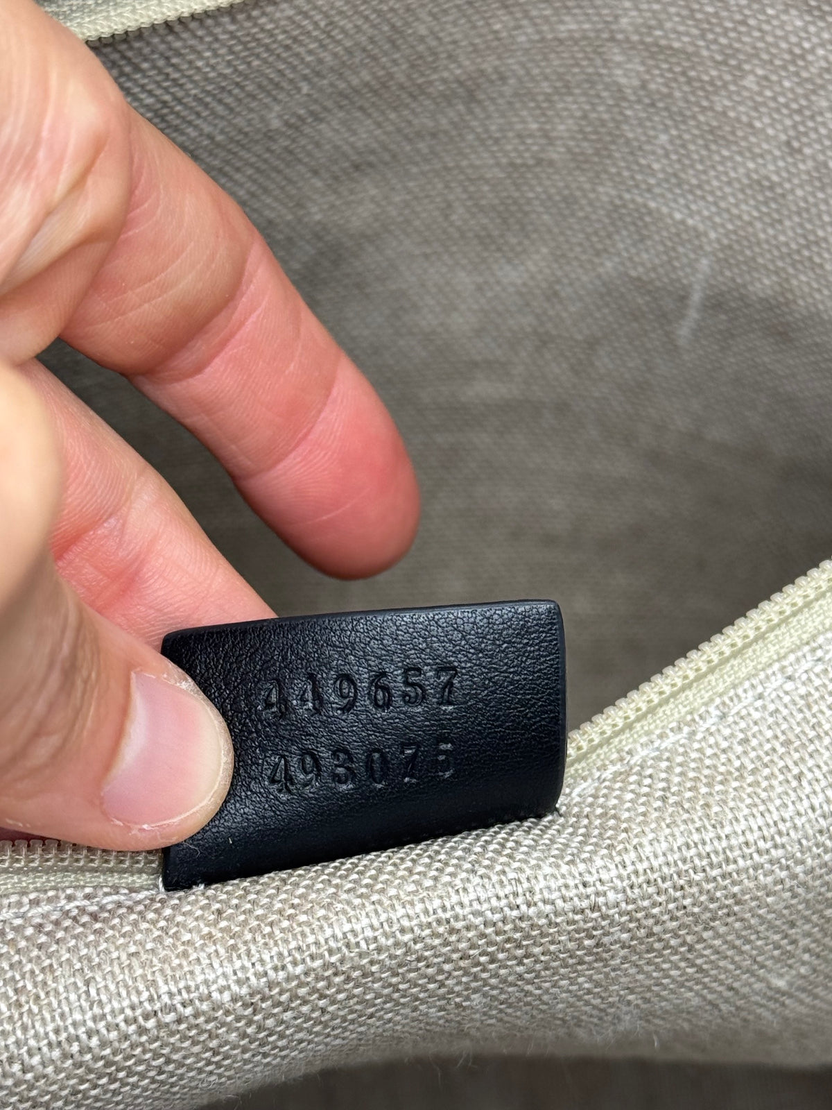 Gucci Grand Shopping Tote Microguccissima