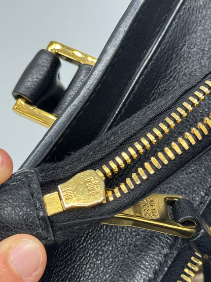 Prada Grand Shopping Tote Nera in Pelle