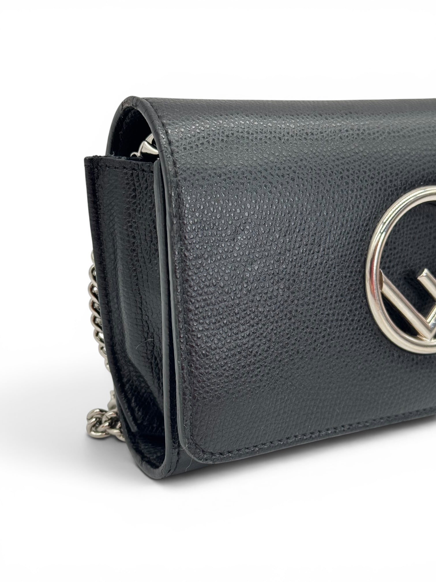Fendi Kan Logo F pochette nera in pelle vintage autentica