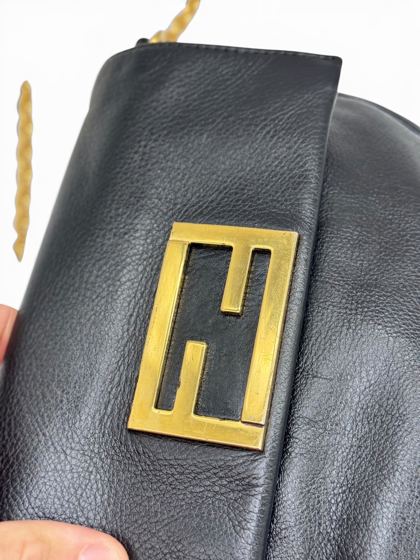 Fendi Mia Nera in Pelle con Catena Oro