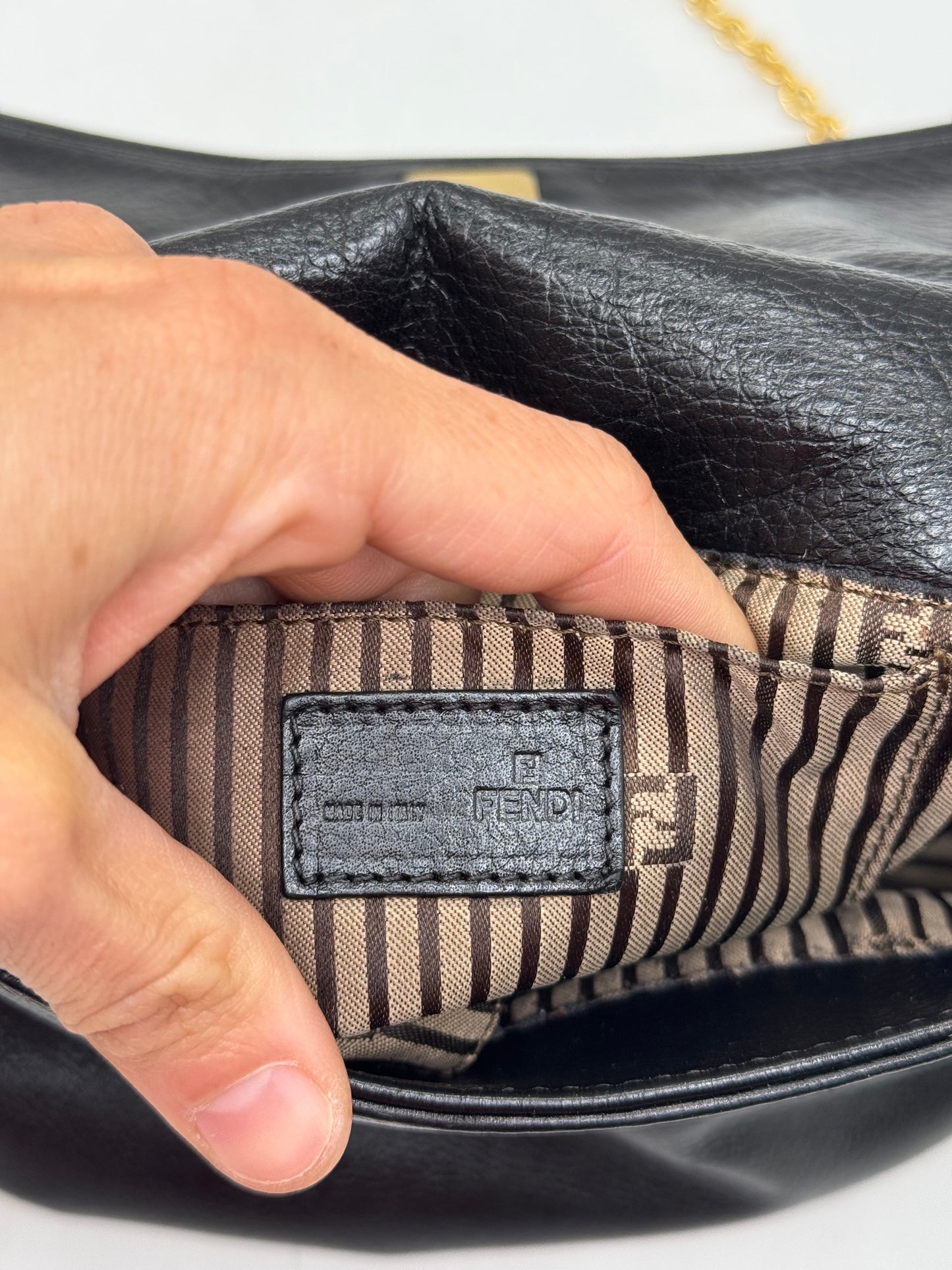 Fendi Mia Nera in Pelle con Catena Oro