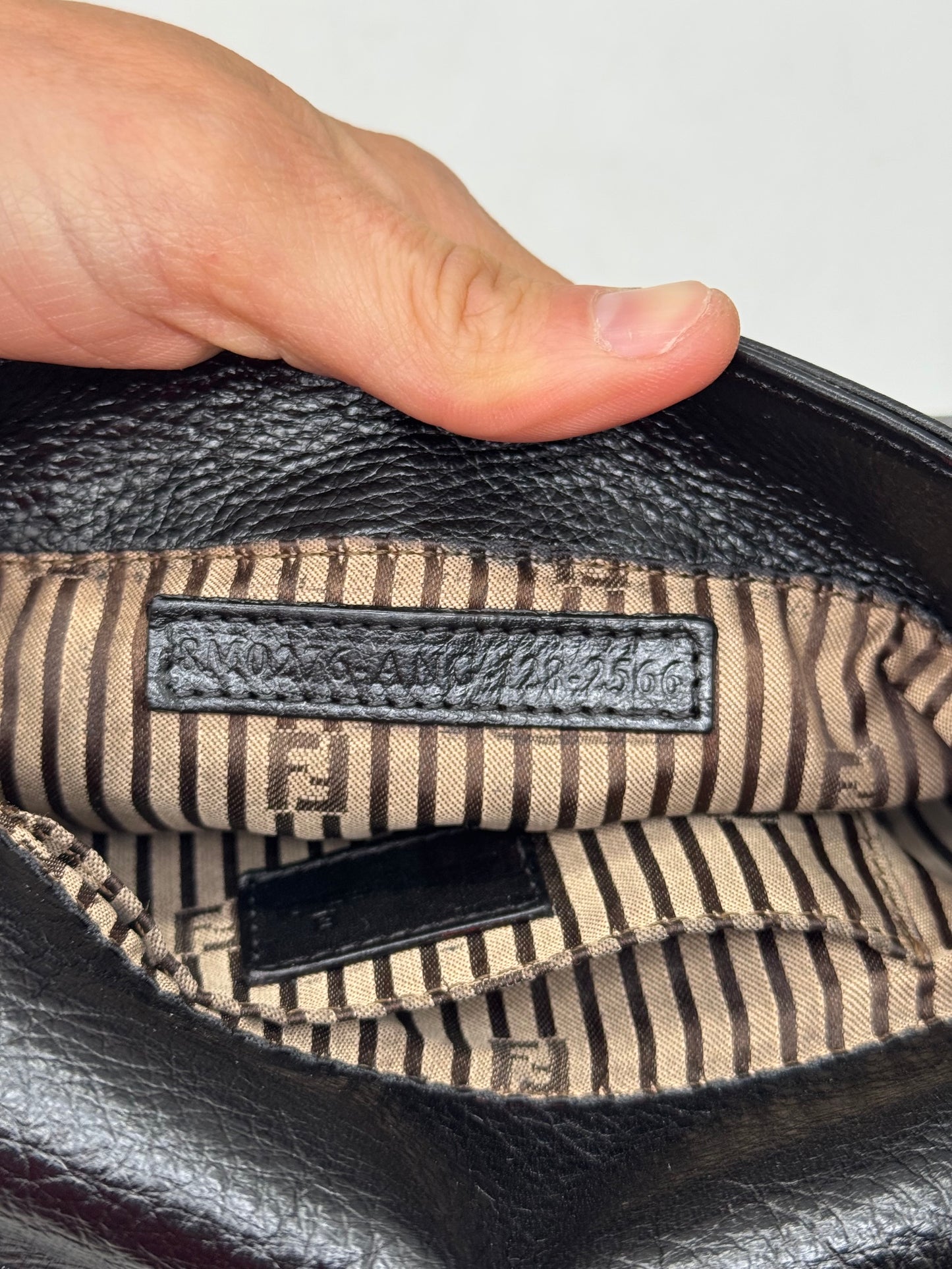 Fendi Mia Nera in Pelle con Catena Oro