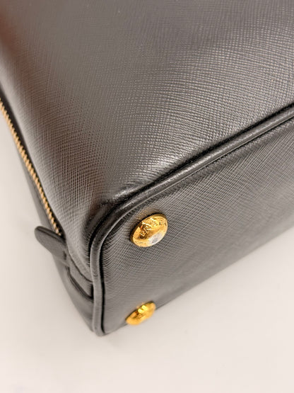 Prada Promenade Saffiano Lux Nera