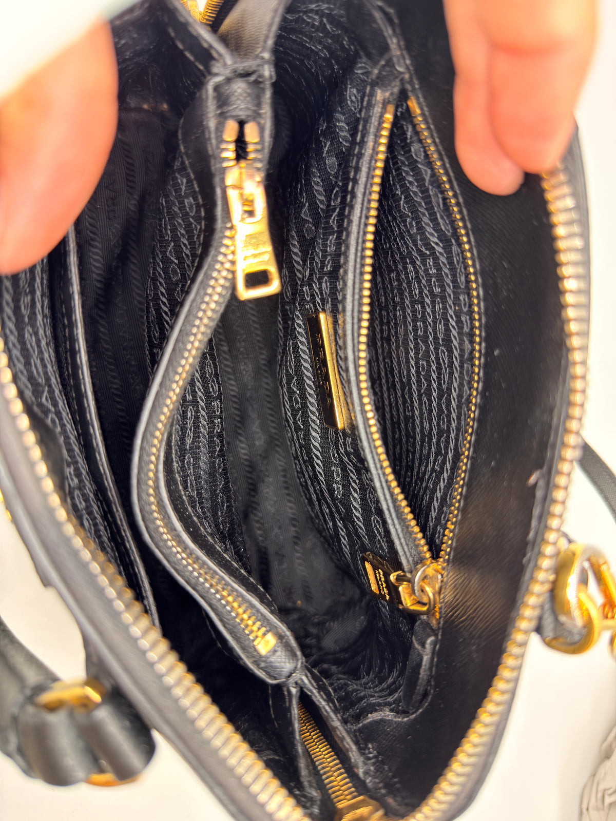 Prada Promenade Saffiano Lux Nera