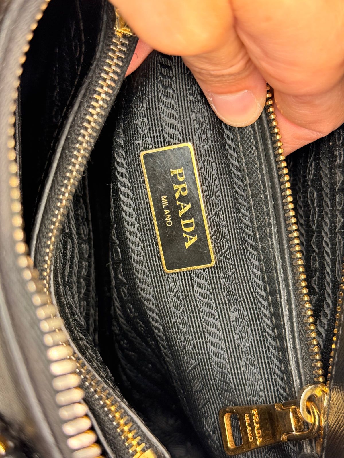 Prada Promenade Saffiano Lux Nera