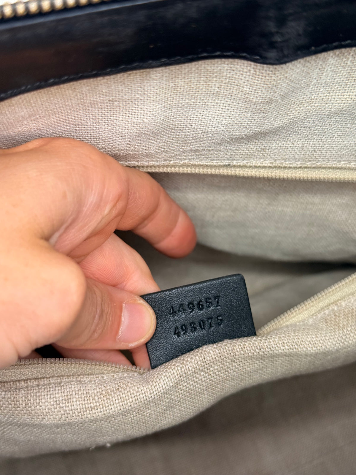 Gucci Grand Shopping Tote Microguccissima