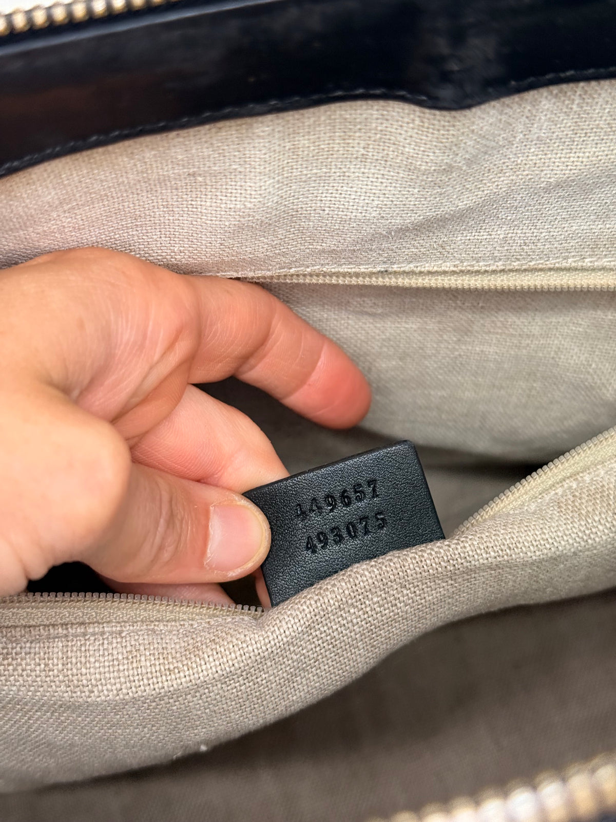 Gucci Grand Shopping Tote Microguccissima