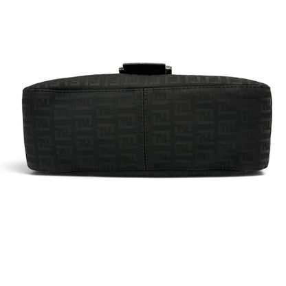 Fendi Baguette Monogram Nera con Logo FF
