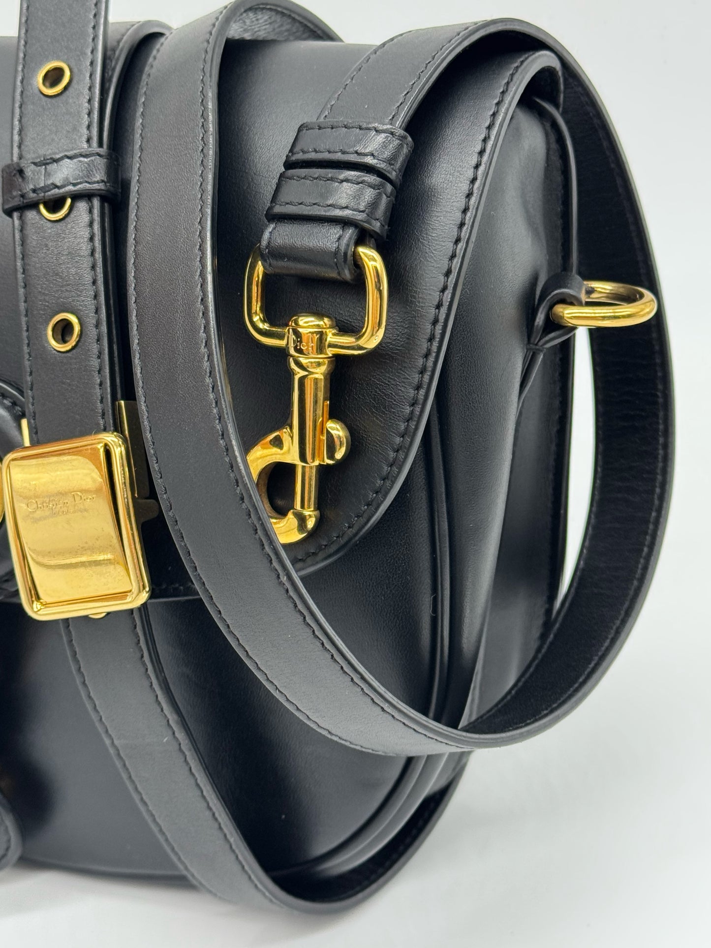 Borsa a tracolla Borse Vintage Christian Dior Bobby in pelle nera liscia con dettagli metallici color oro