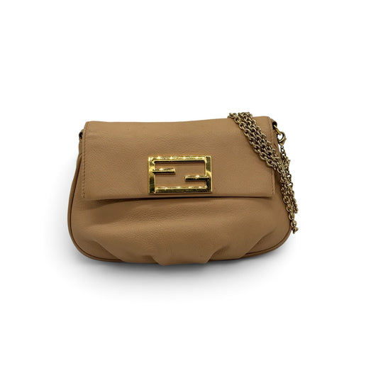 Borsa a spalla Borse Vintage Fendi in pelle color nude con dettagli plissettati e tracolla a catena dorata