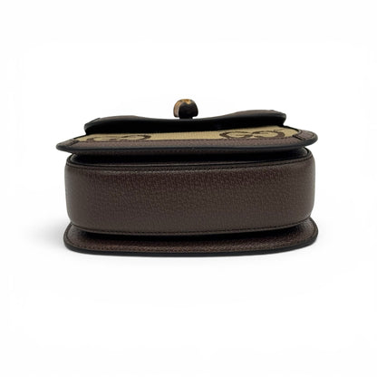 Borsa a tracolla Borse Vintage Gucci Bamboo in tela GG e pelle marrone con dettaglio di chiusura in bambù