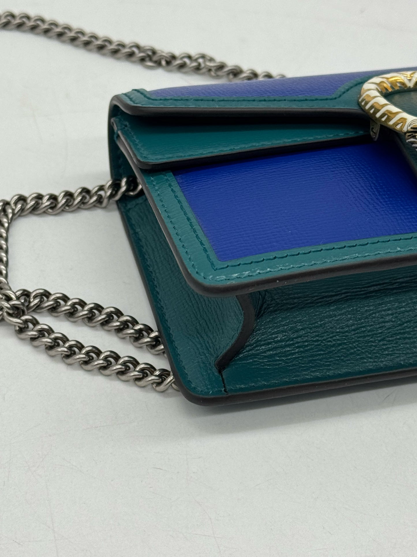 Borsa a tracolla Borse Vintage Gucci Dionysus in pelle blu e verde con chiusura a testa di tigre e catena argentata