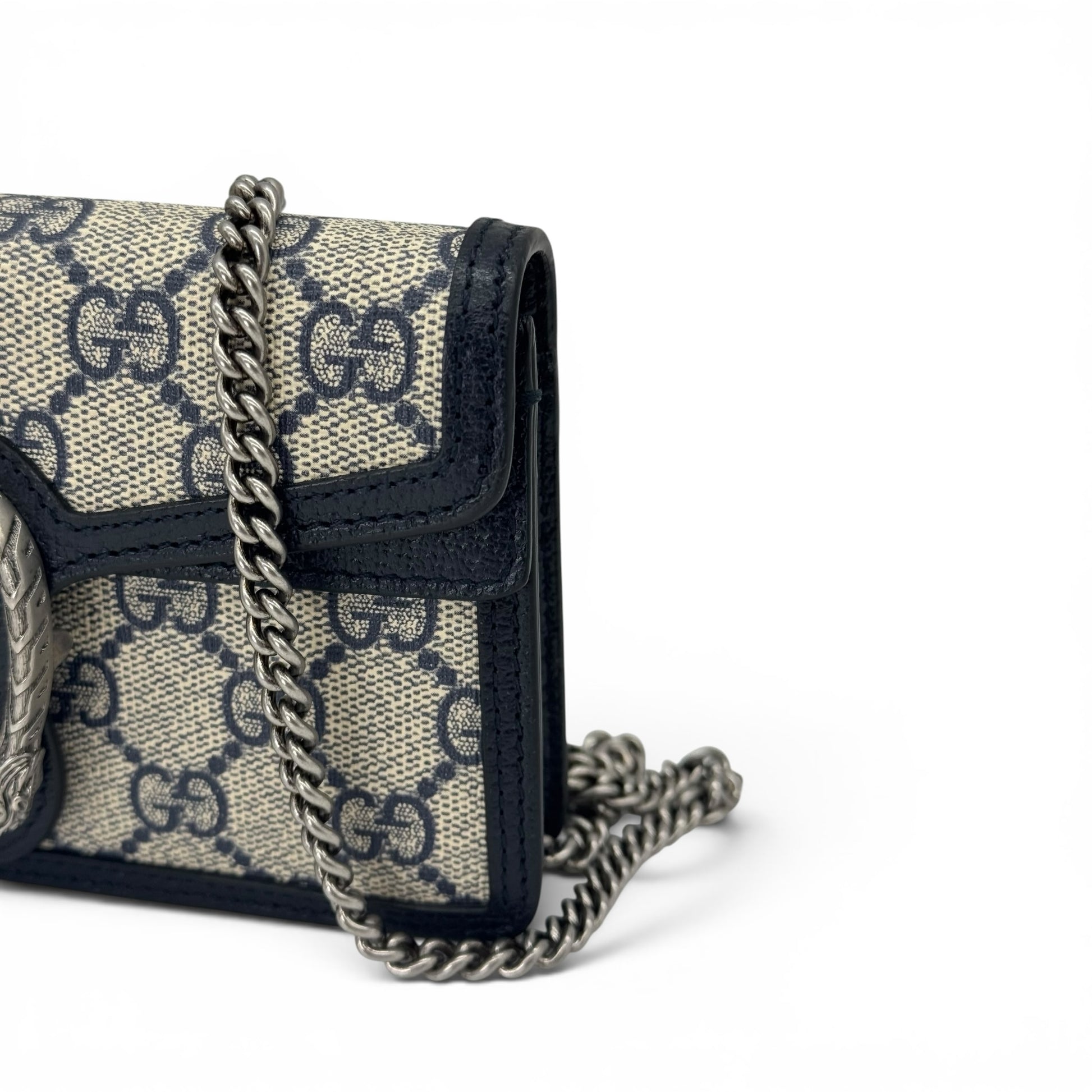 Borsa a tracolla Borse Vintage Gucci Dionysus in tela GG con finiture in pelle blu e tracolla a catena argento
