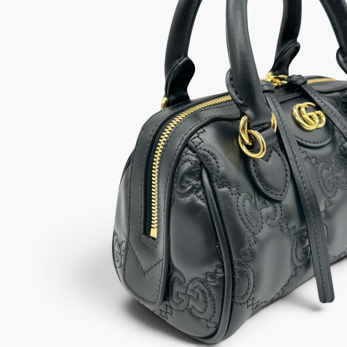 Borsa a mano Borse Vintage Gucci GG Matelassé in pelle nera con motivo trapuntato e dettagli in metallo dorato