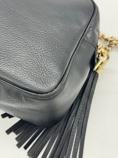 Borsa a spalla Borse Vintage Gucci in pelle nera martellata con nappina e tracolla a catena color oro