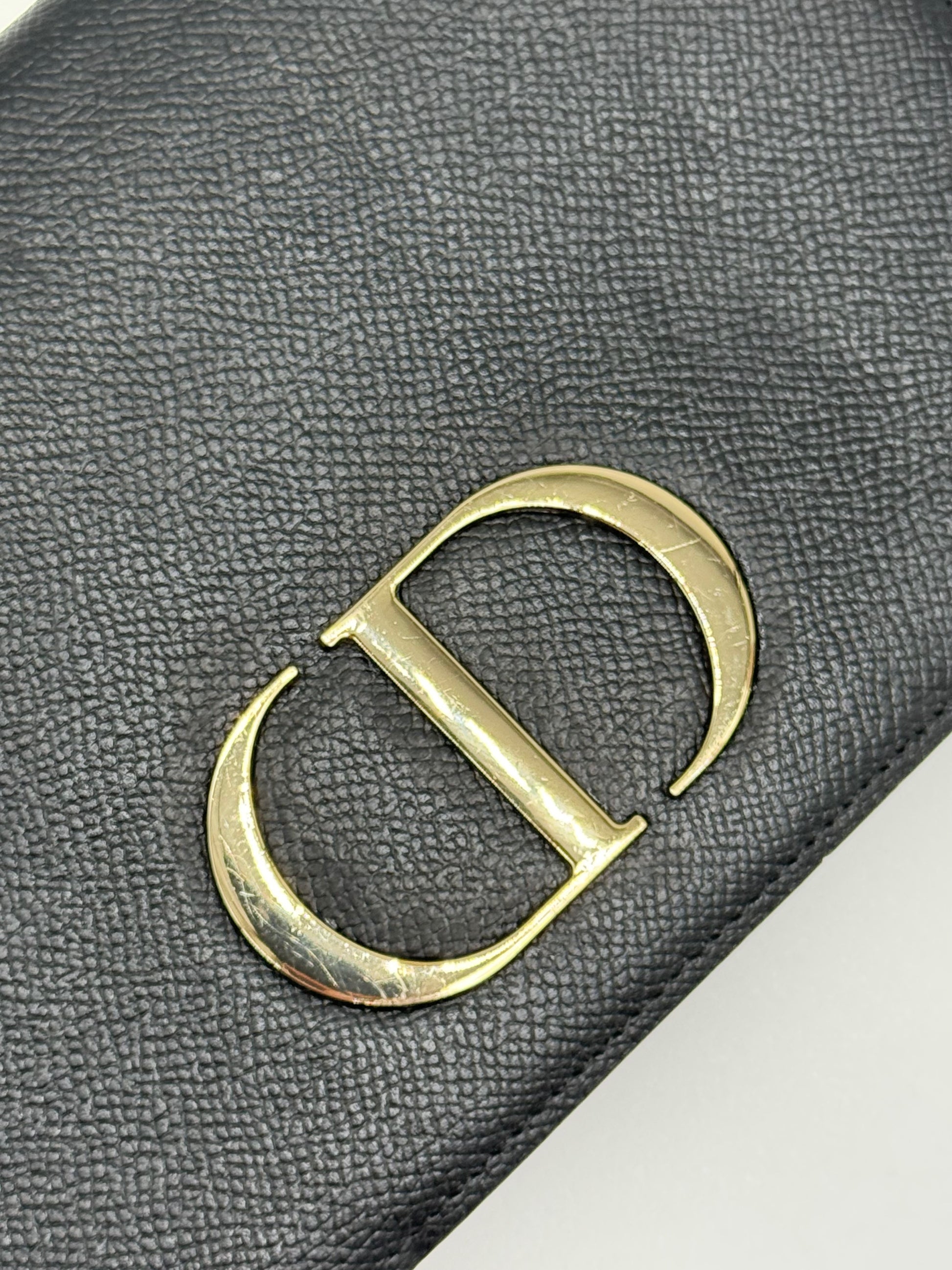 Borsa a tracolla Borse Vintage in pelle nera granulata con logo CD metallico dorato