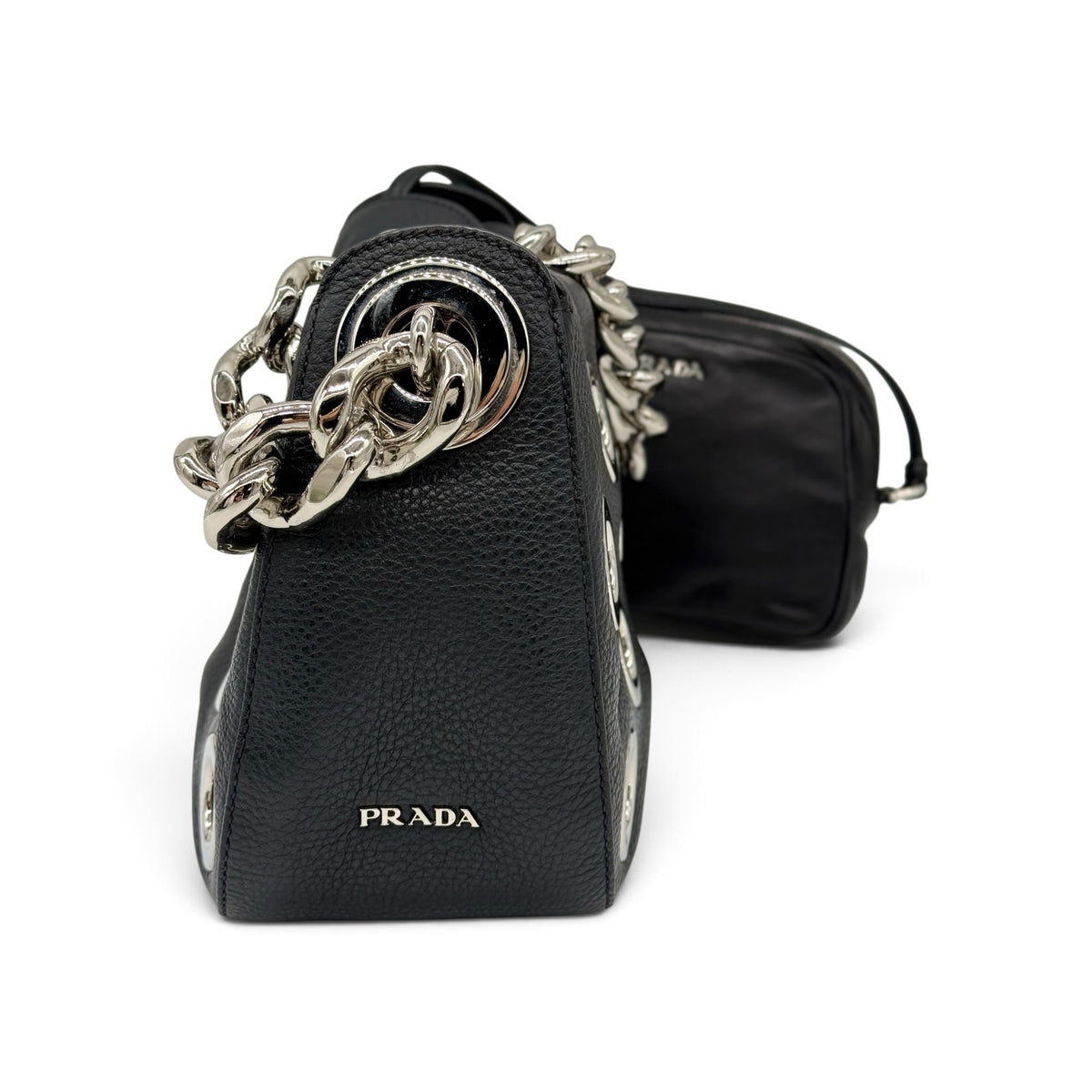 Borsa a spalla Borse Vintage Prada in pelle nera granulata con catena metallica argento e pochette rimovibile
