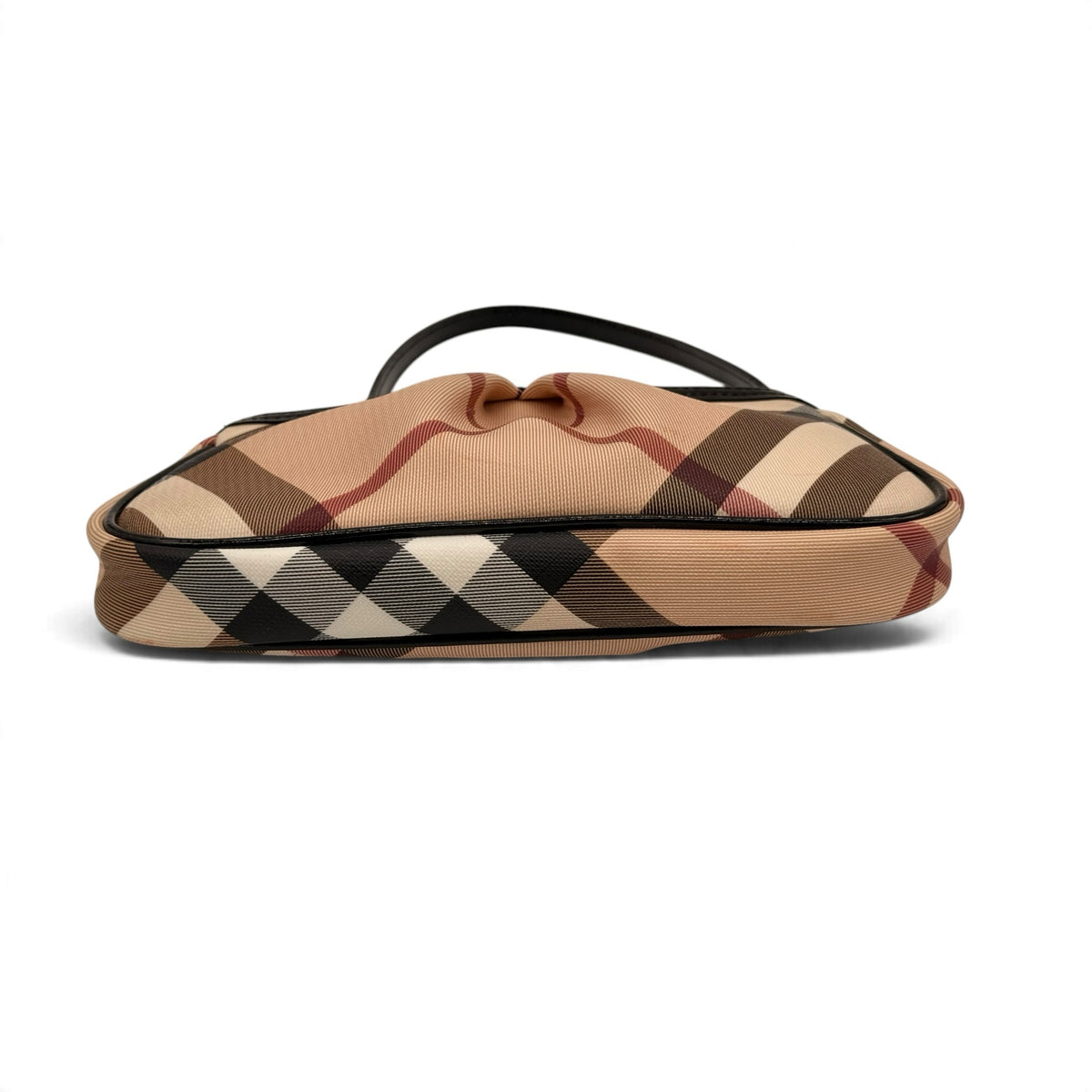 Borsa a spalla Borse Vintage Burberry con iconico motivo a quadri beige, nero e rosso e dettagli in vernice nera.