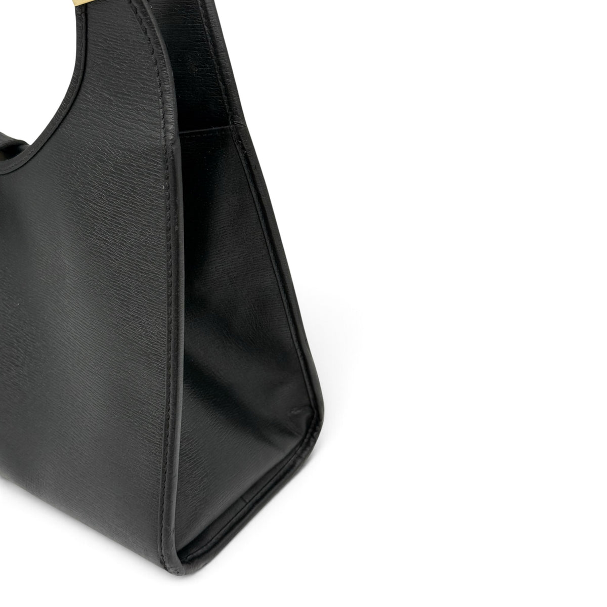 Borsa a spalla Borse Vintage in pelle nera strutturata con dettagli in metallo dorato e design minimalista