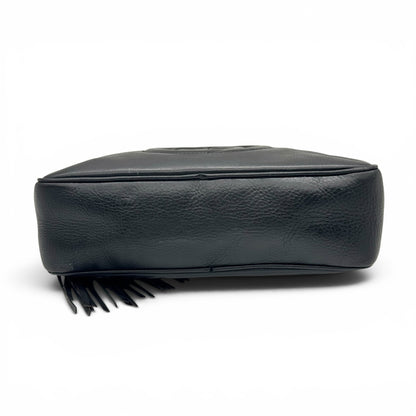 Base della borsa tote Borse Vintage Gucci in pelle nera martellata con dettagli a frange