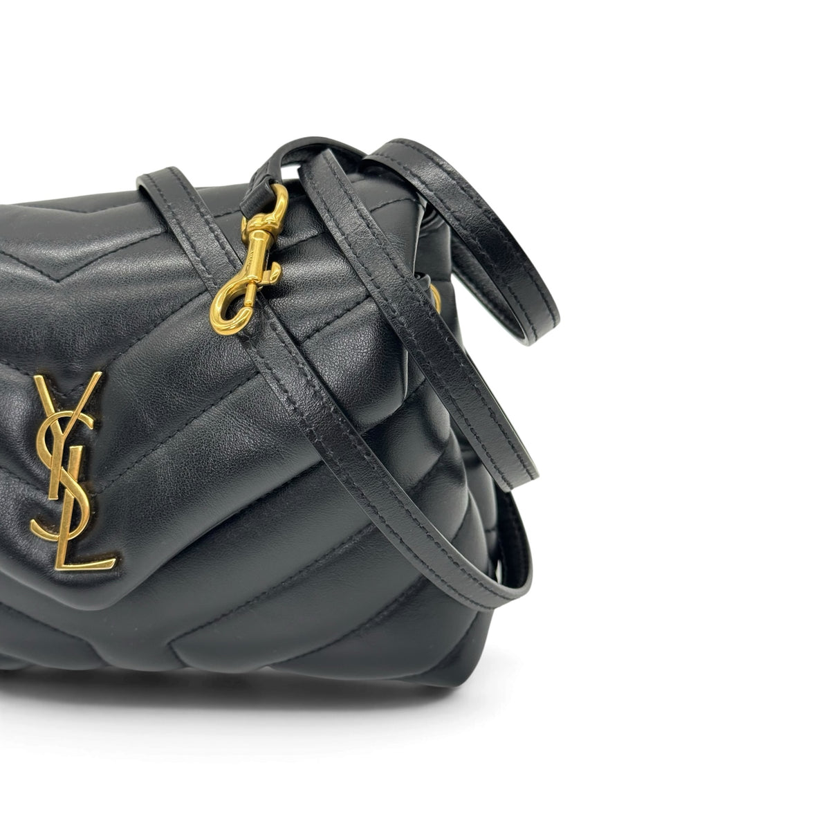 Borsa a tracolla Borse Vintage in pelle nera trapuntata a chevron con logo metallico dorato e tracolla regolabile