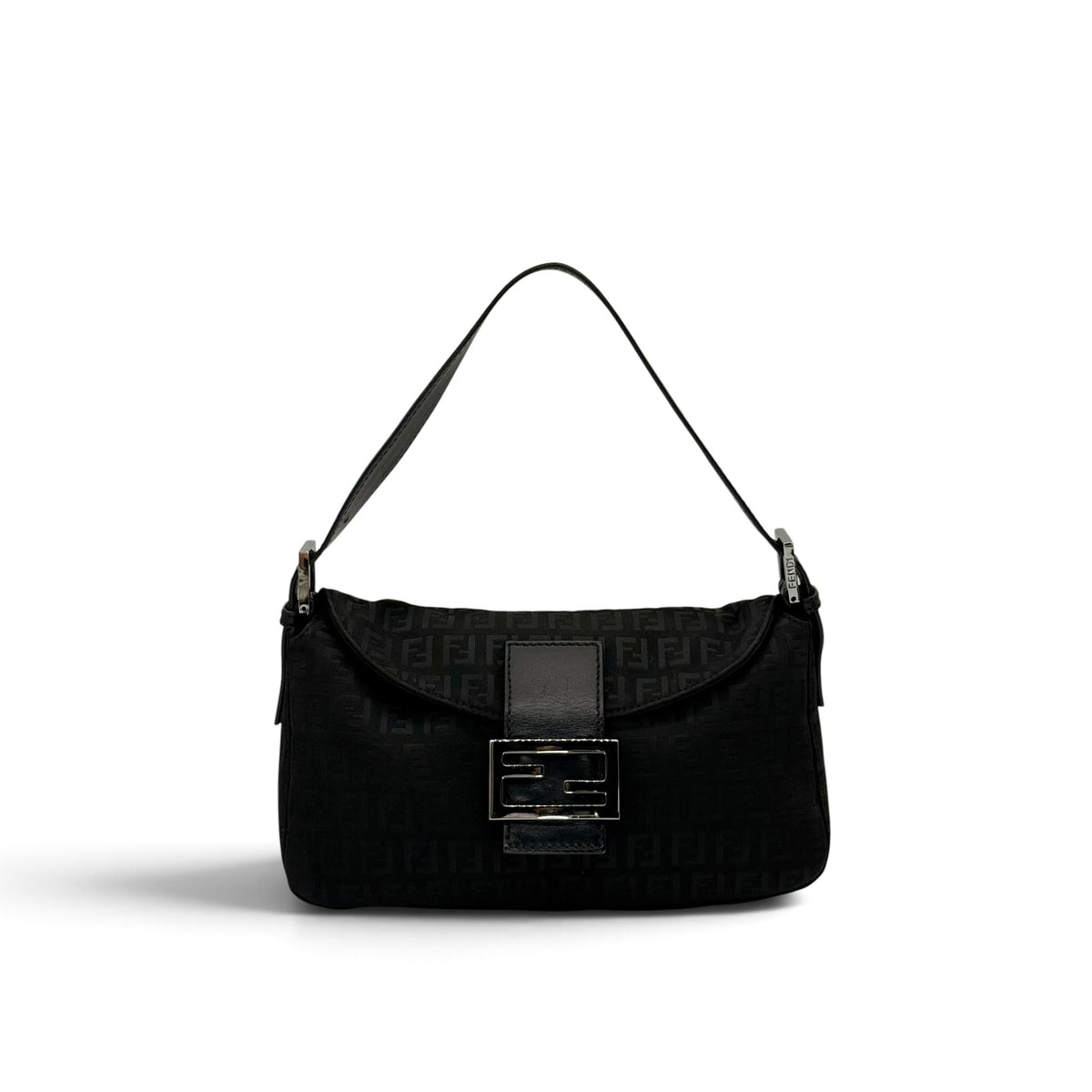 Borsa a spalla Borse Vintage FENDI Baguette nera in tessuto tecnico con logo monogrammato e fibbia metallica frontale