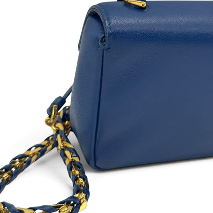 Borsa a tracolla Borse Vintage Fendi in pelle blu con catena dorata intrecciata e dettagli in metallo oro