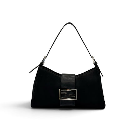 Borsa a spalla Borse Vintage Fendi nera in tessuto con dettagli in pelle e fibbia metallica frontale iconica
