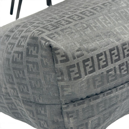 Borsa tote Borse Vintage Fendi in tessuto tecnico nero con iconico motivo FF jacquard all-over