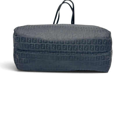 Borsa tote Borse Vintage Fendi nera in tessuto tecnico con iconico motivo FF jacquard e manici sottili