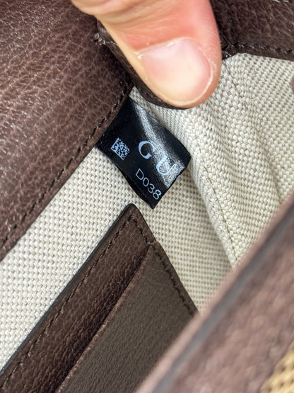 Etichetta interna con codice di autenticazione Gucci Bamboo di Borse Vintage su fodera in tessuto beige e pelle