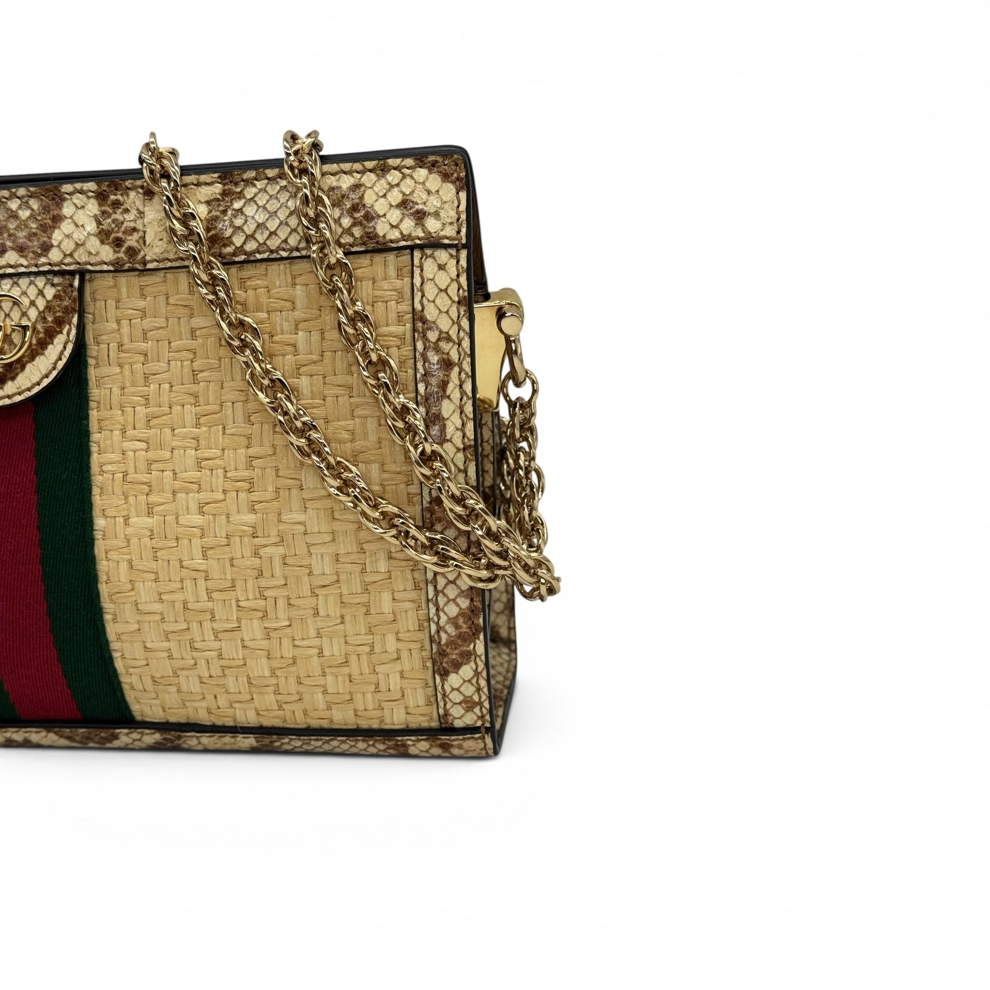 Borsa a spalla Borse Vintage Gucci in paglia intrecciata, pelle effetto pitone, banda Web e tracolla a catena dorata.