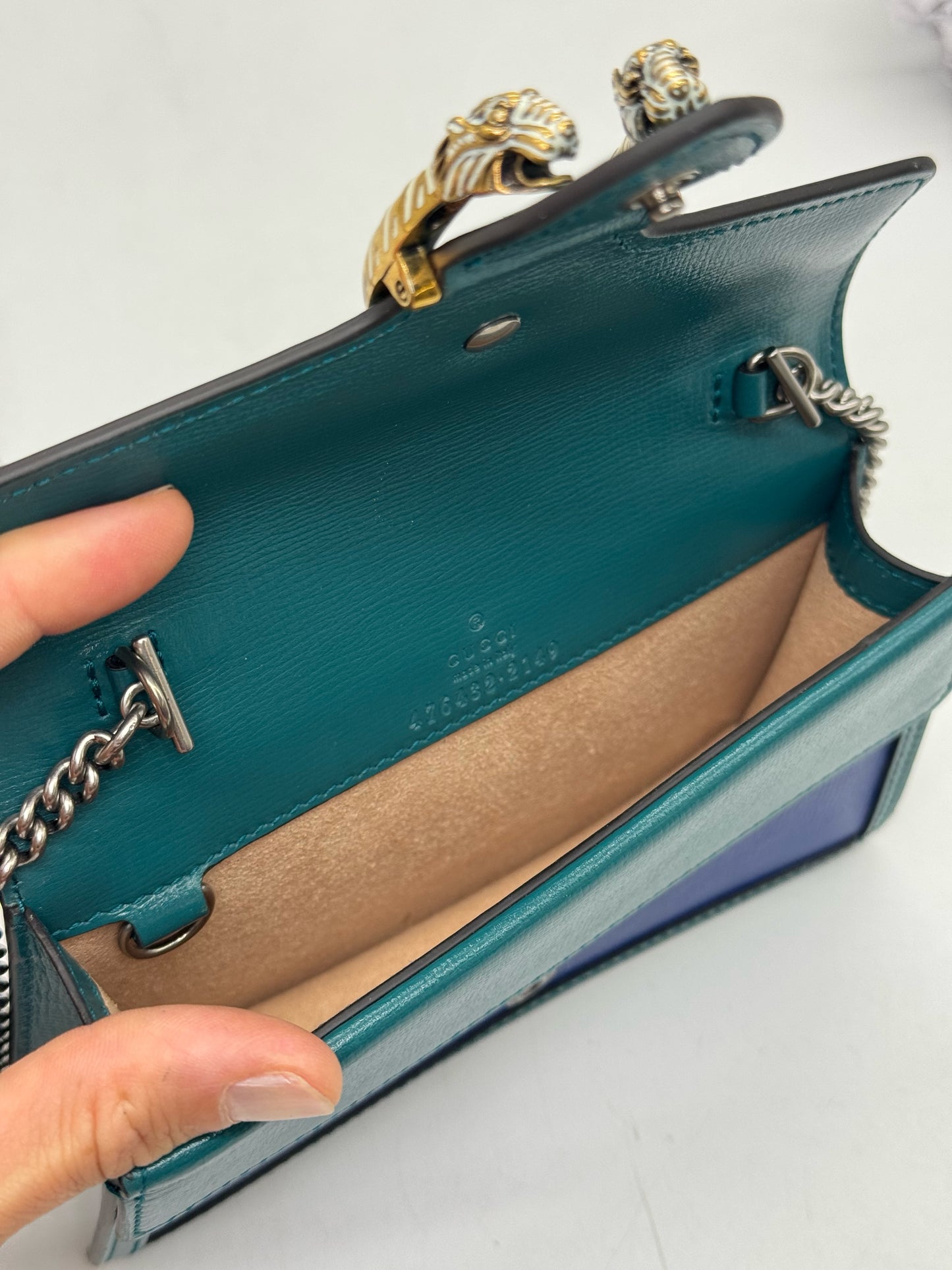 Borsa a tracolla Borse Vintage Gucci Dionysus in pelle verde e blu con chiusura a testa di tigre e catena argentata