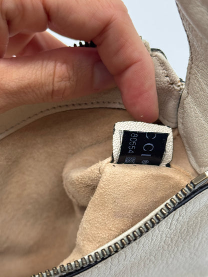 Etichetta interna con codice di autenticita della borsa a spalla Borse Vintage Gucci Ophidia in pelle avorio