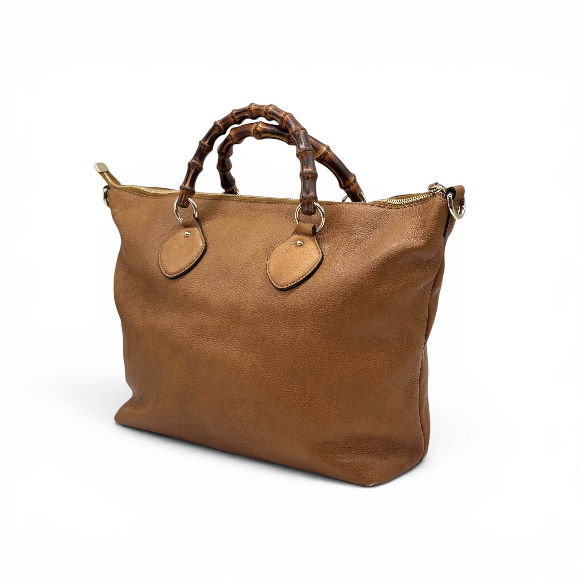 Borsa tote Borse Vintage Gucci in pelle martellata color cuoio con iconici manici in bambù e finiture dorate