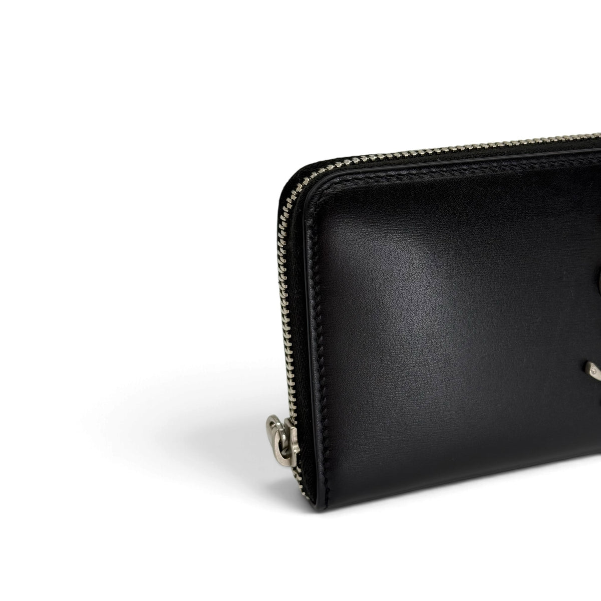 Portafoglio lungo Borse Vintage in pelle nera con zip a giro e logo metallico argento
