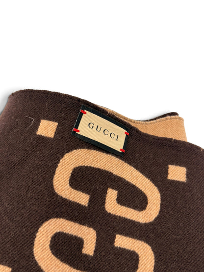 Sciarpa Borse Vintage Gucci in lana marrone e beige con motivo GG e etichetta del brand cucita