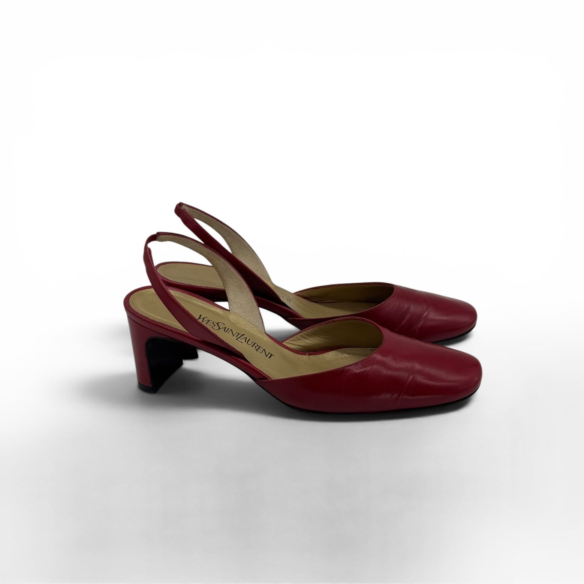 Slingback Yves Saint Laurent Borse Vintage in pelle rossa con tacco a blocco e cinturino posteriore elegante