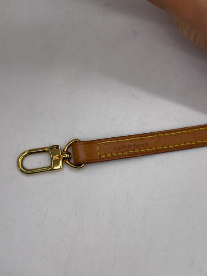 Tracolla Borse Vintage Louis Vuitton in pelle color cuoio con cuciture a contrasto e moschettone in metallo dorato